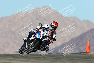 media/Feb-13-2022-SoCal Trackdays (Sun) [[c9210d39ca]]/Turn 9 (1145am)/